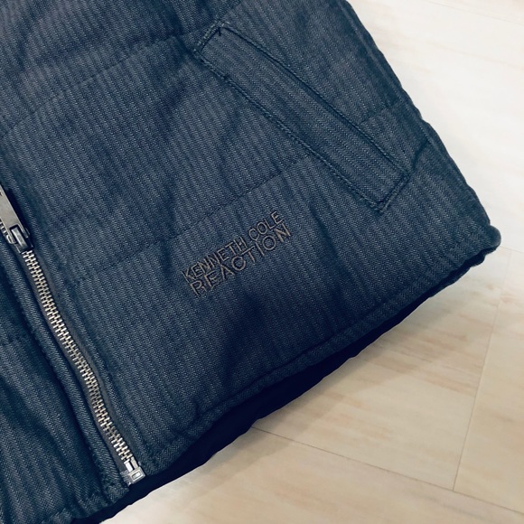 Kenneth Cole boys Small Vest - Picture 3 of 4